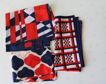 Conjunto de bufandas vintage rojas, blancas y azules: bandanas retro rockabilly