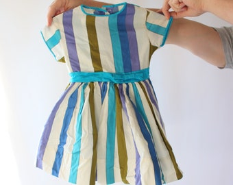 1960s SCHOOL GIRL Vintage Mod Dress..size 2 3 girls.fancy. children. kids. girls. secretary. librarian. striped dress. pleated. holiday. mod