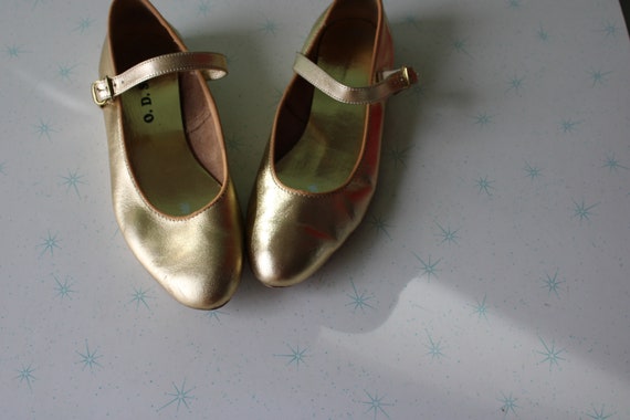 1960s Golden LEATHER Ballerina Shoes......size 5.… - image 2