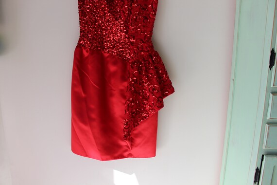 1980s Vintage RED SEQUINS Fancy Dress...size smal… - image 4