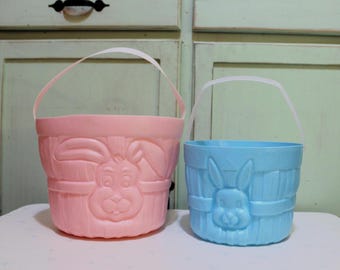 Vintage 1960s Easter Basket: Retro Kitsch Decor