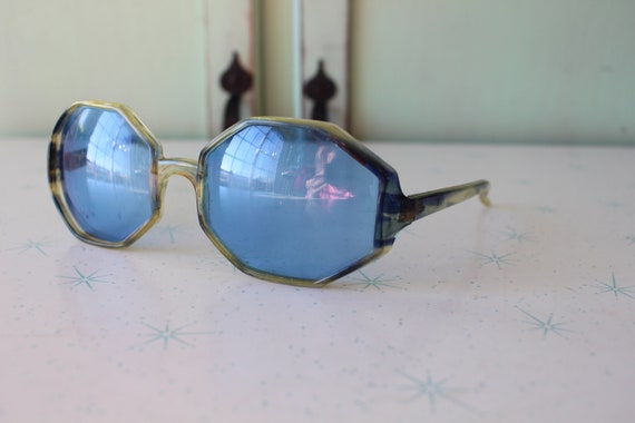 1960s 70s Vintage MOD DISCO Sunglasses...hexagon.… - image 5