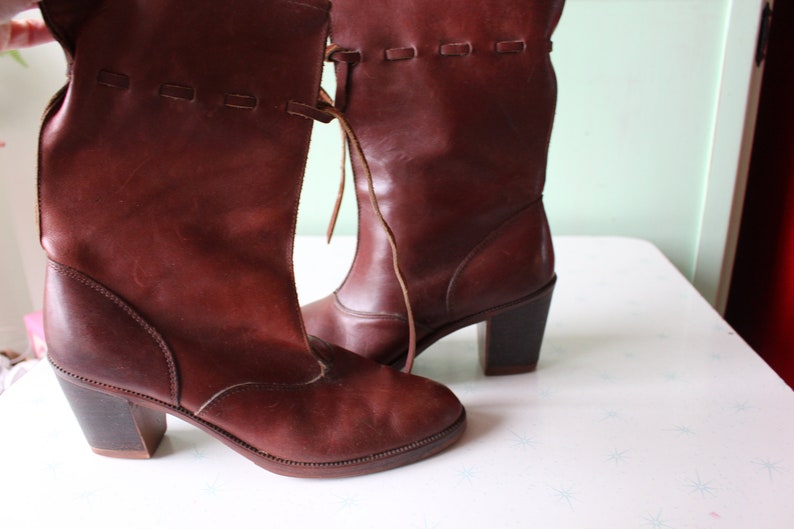 Vintage MOD GIRL Designer Boots.....size 9 womens.....heeled. brown leather. made in USA. designer vintage. leather boots. mod. calf boots image 3