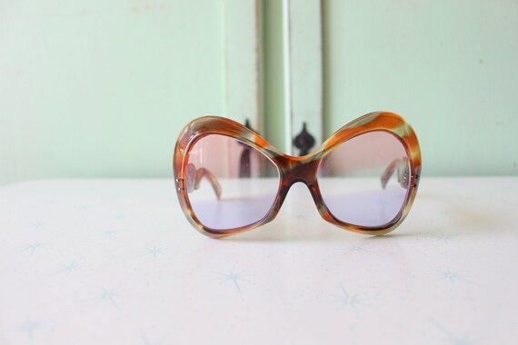 TRUE VINTAGE 1960s Atomic Retro Sunglasses...eyew… - image 1