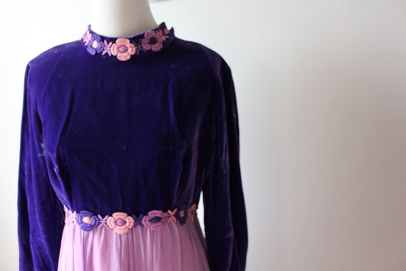 1960s PURPLE Dress....size medium women....retro.… - image 8