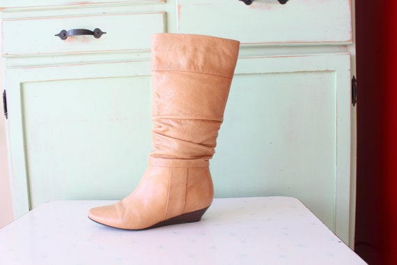 Vintage MOD GIRL Designer Boots...size 7 womens..… - image 1