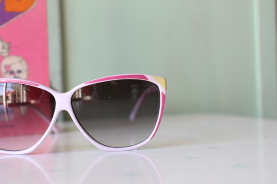 Vintage PINK Mod Taiwan ROC 70s 1980s Sunglasses.… - image 5