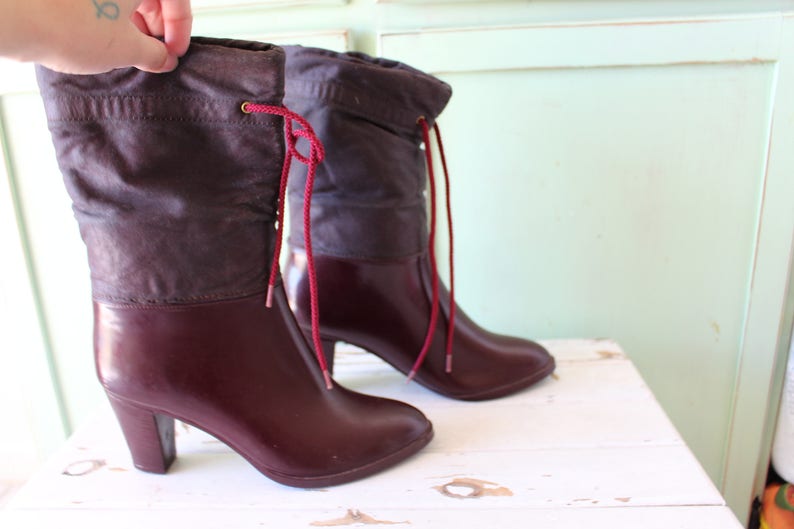 1970s CRANBERRY RAIN Boots...size 6 womens... snow boots. red boots. 1970s 1980s boots. costume. hipster. killer boots. rain boots. indie. image 3