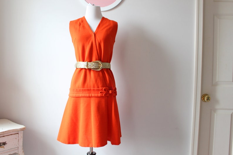 Vintage GROOVY 1970s Dress.....medium large womens.....orange. retro dress. 60s dress. 70s dress. mid century. groovy. vneck. waitress image 1