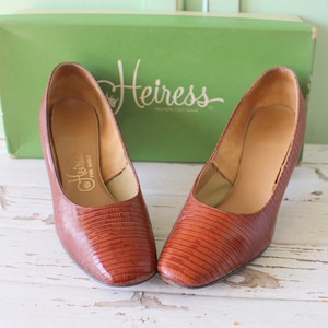 1960s Brown Lizard Heels - Size 6 Vintage Pumps