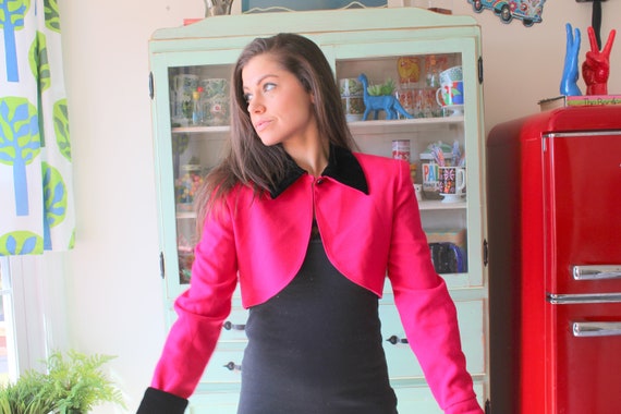 Vintage HOT PINK Blazer  Jacket...size small. cro… - image 2