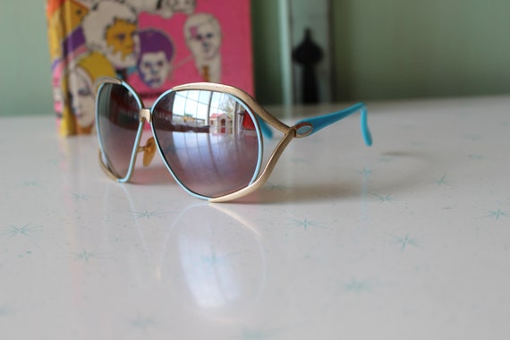 Vintage 1980s New Old Stock Mirror Sunglasses....… - image 6