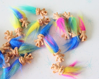 Vintage Mini Troll Doll: 1980s-90s Kitsch Collectible