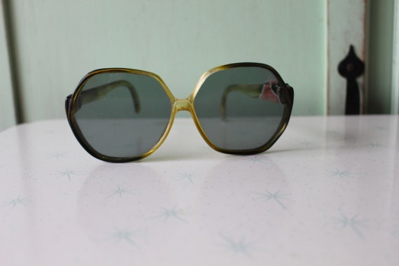1970s MOD GIRL Sunglasses.twiggy. oculens. womens… - image 4