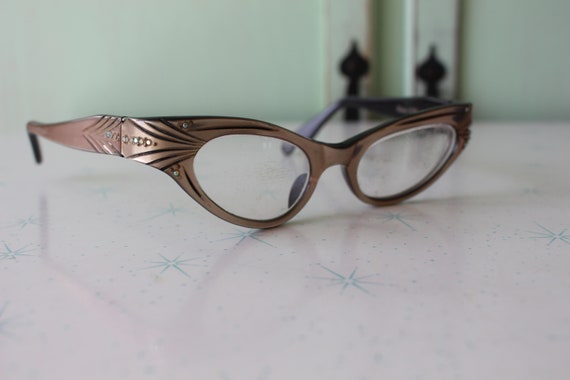 1950s 1960s Winged Cat Eye Glasses....vintage eye… - image 5