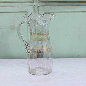Vintage Green Swirl Glass Pitcher: Retro Kitchen Glassware
