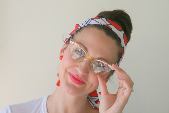 Vintage 1950s Cat Eye Glasses, Gold Accent Frames - image 3