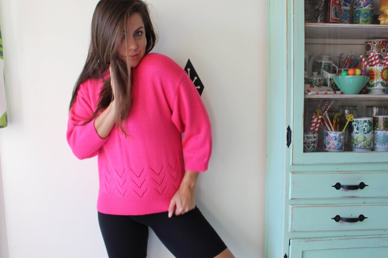 hippie knit boho cute Vintage HOT PINK Boho Designer Crop Sweater.small medium mod folk spring pretty in pink alison urban retro