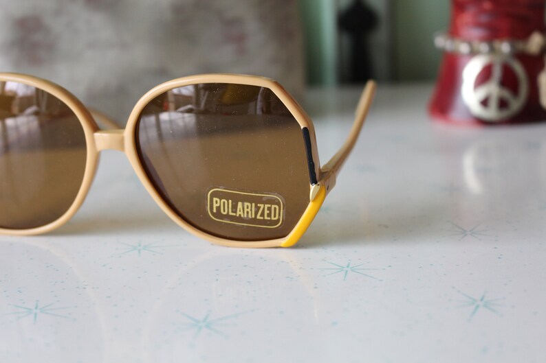 designer glasses urban Vintage Taiwan ROC Sunglasses...rare 1970s accessories hipster woodstock womens eyewear.twiggy hippie mod