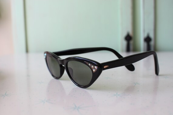 1950s Black Cat Eye Sunglasses, Vintage Mod Eyewe… - image 4