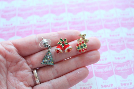Vintage CHRISTMAS Tree Bell Mismatched Earrings..… - image 1