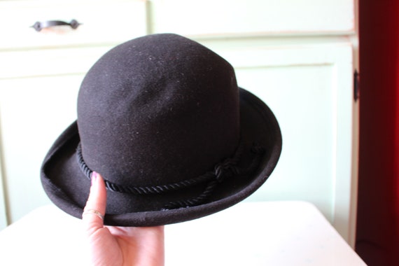 1980s Vintage BLACK  Hat...dapper. church. fancy.… - image 3