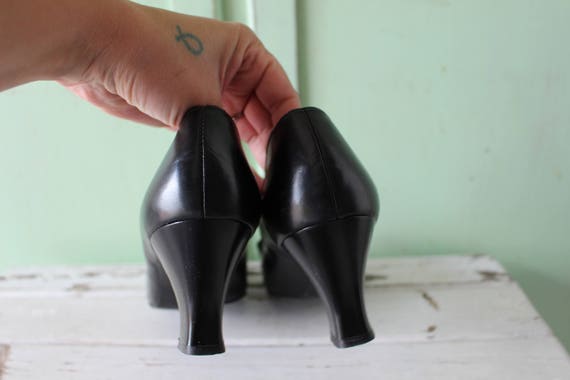 1960s Vintage Mid Century Fancy Heels...size 8.5 … - image 4