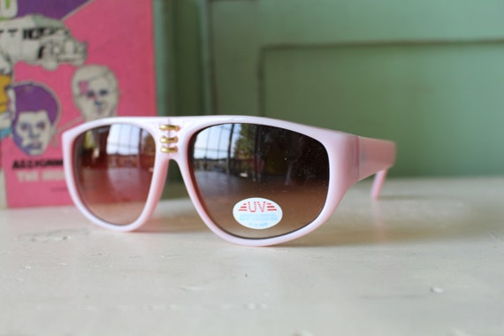 Vintage PINK Mod Taiwan ROC 1970s 80s Sunglasses.… - image 3