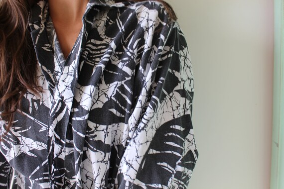 Vintage Black and White Blouse..womens. black and… - image 5