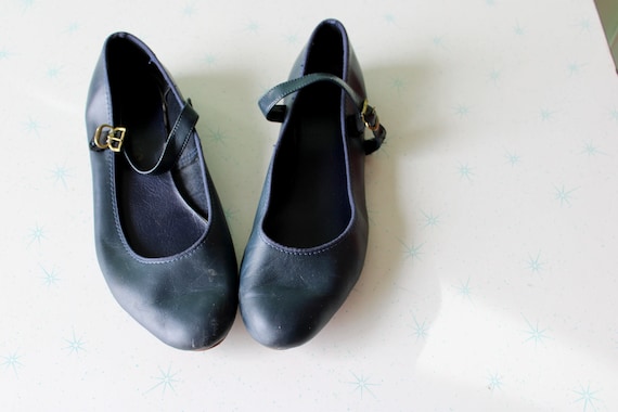 Tic tac toe mary jane shoes 2025