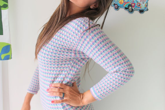 1980s RAINBOW Sweater...med. unicorn. colorful. br