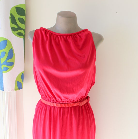 Vintage MOD GIRL Dress....60s dress. 70s dress. gr