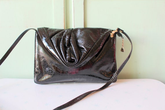 RETRO-INSPIRED SMALL & CROSSBODY BAG – Vintage Barn Chicks