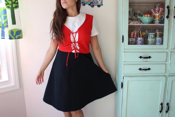 1960s MOD Dress..size medium to large...theater. … - image 3