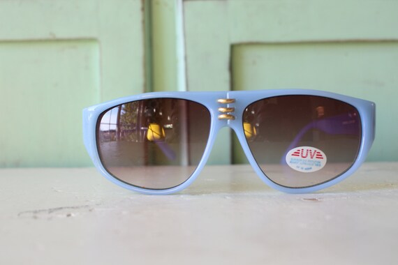 1980s BLUE New Old Stock Sunglasses...vintage eye… - image 3