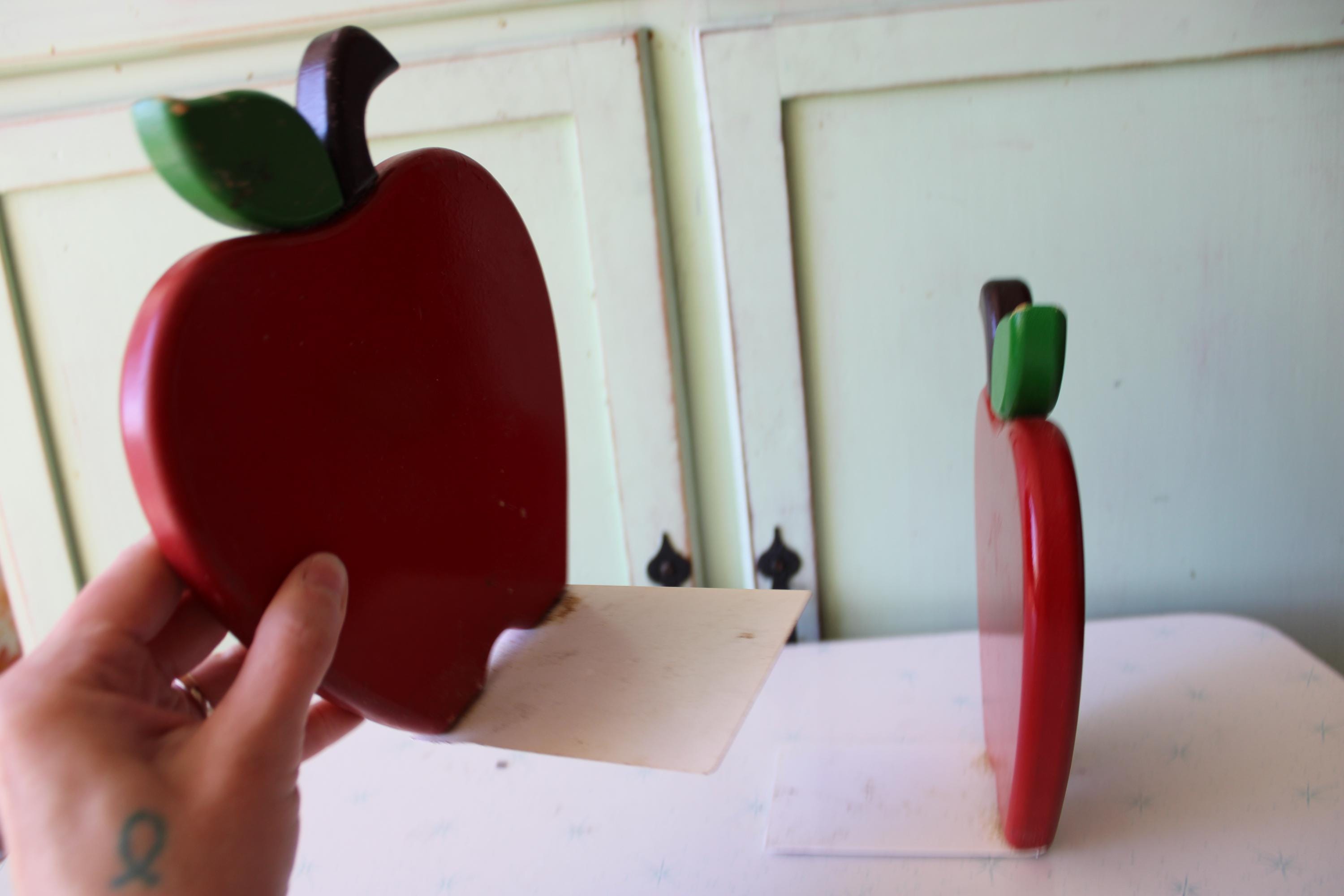Vintage Apple Bookends: Kitsch Wooden Home Library Decor - Etsy