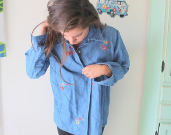 1980s Blue Jean Floral Button Down....colorful. 1990s clothing. rad. killer shirt. large. blouse. twiggy. boho. hippie. retro. 80s clothing