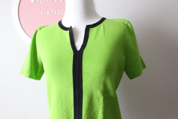 1990s The LIME Green Apple Sweater.....colorful. … - image 3