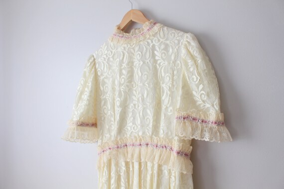 1960s Floral Lace VICTORIAN Dress...small medium … - image 1