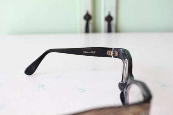 1950s Winged Cat Eye Glasses: Vintage Bronze Eyew… - image 7