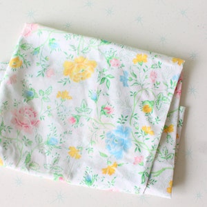 Vintage 1970s Floral Pillow Case: Retro Shabby Chic Bedding