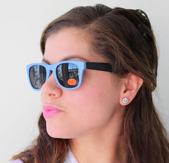 SALE//// 1980s BLUE Sunglasses..rad. retro. rubber