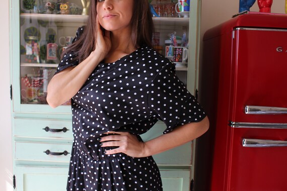 1980s POLKA DOTS Black and White Dress....size me… - image 4