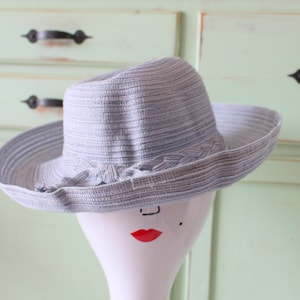Vintage 80s 90s Hat...straw hat. church. designer. summer. spring. wedding. bride. costume. 1980s hat. friends. big hat. clouche. big hat
