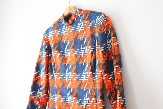 Vintage MOD GIRL Dress....size small to medium wom