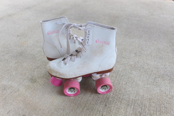 Vintage ROLLER SKATES.retro. pacer. rink master. … - image 1