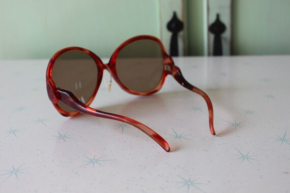 Vintage MOD Twiggy Sunglasses...rare. womens. jac… - image 6