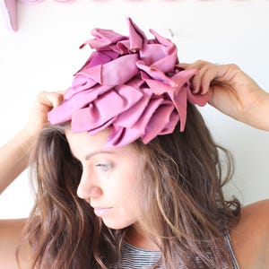 Vintage 1960s Satin Ribbon Fascinator Hat: Dreamy Wedding, Church, Costume