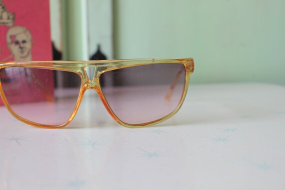 Vintage BIG Mod Taiwan ROC 1970s 80s Sunglasses..… - image 4