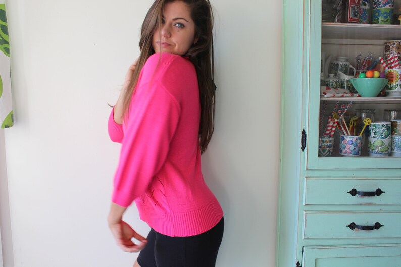 hippie knit boho cute Vintage HOT PINK Boho Designer Crop Sweater.small medium mod folk spring pretty in pink alison urban retro